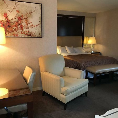 Cardinal Court Motel Saint Thomas Εξωτερικό φωτογραφία