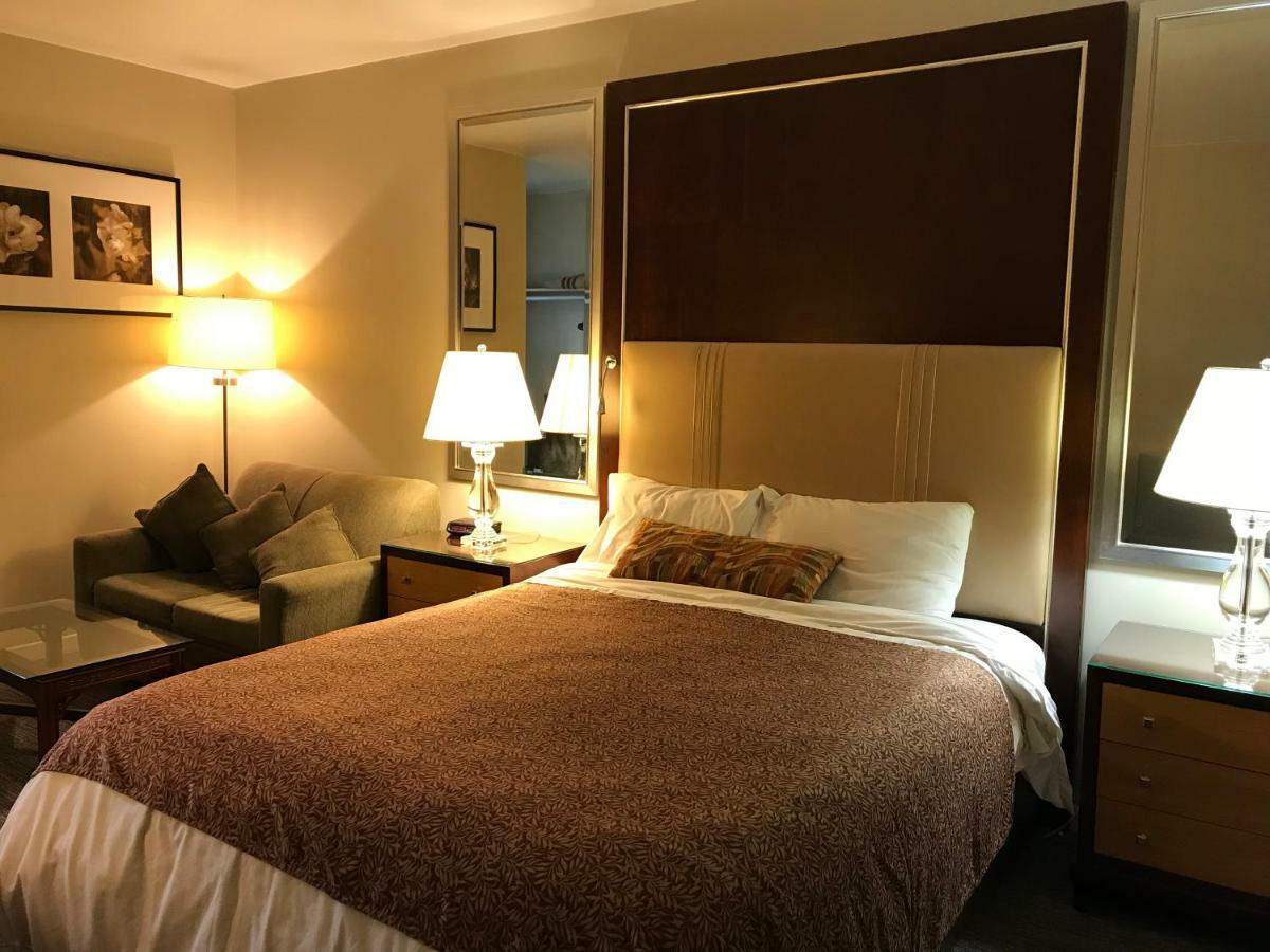 Cardinal Court Motel Saint Thomas Εξωτερικό φωτογραφία